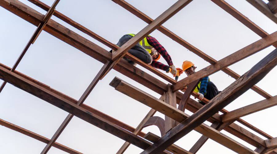 Expert Emergency Roof Repairs services in Hiawatha, KS